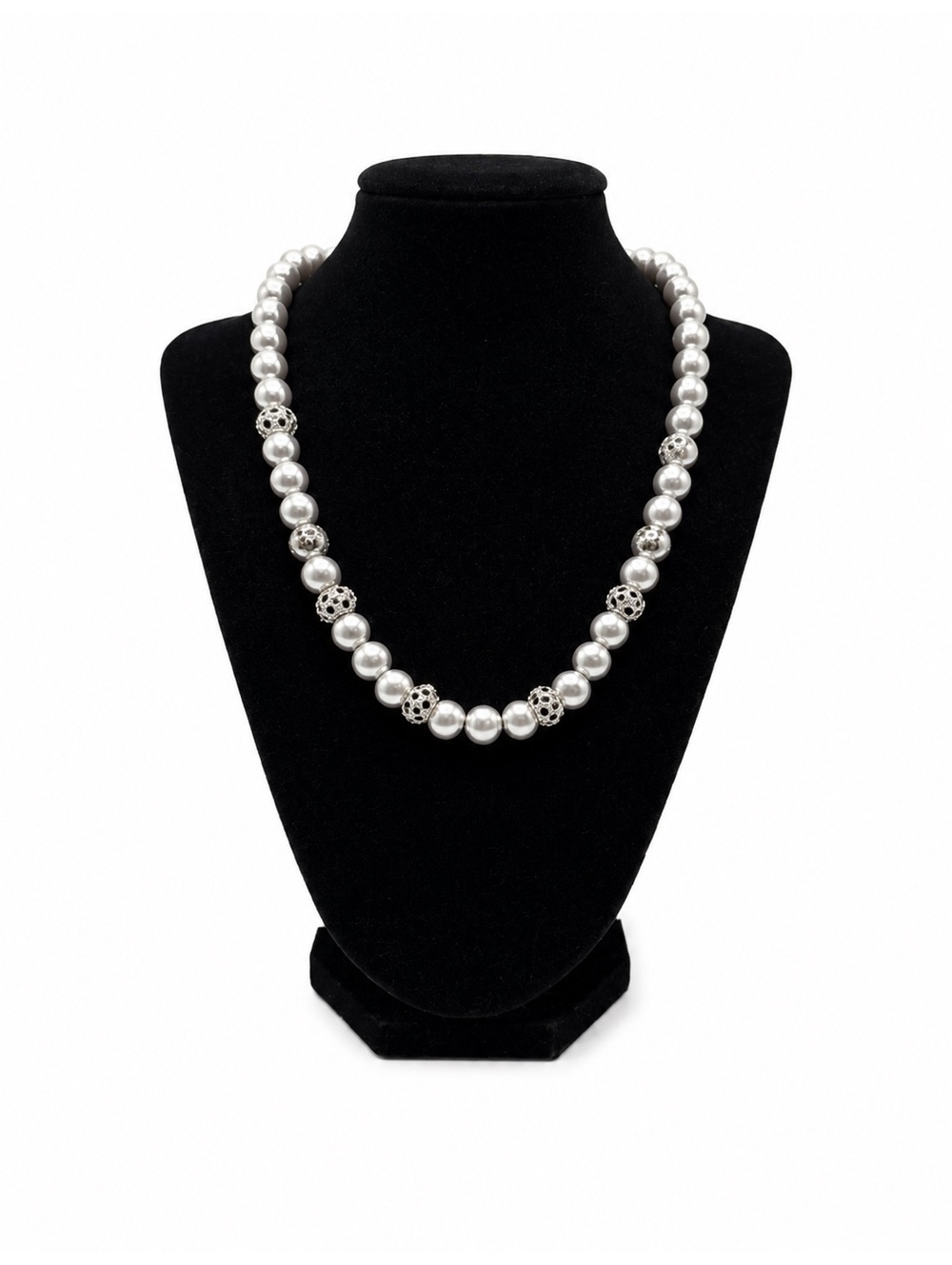 Jewelry By GG Silver Hematite with Black Rhinestones Costume 9" Beaded Necklace